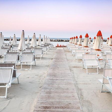 Hotel Villa Sole Resort Беллария-Иджеа-Марина Экстерьер фото