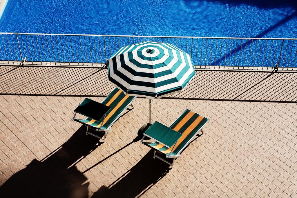 Hotel Villa Sole Resort Беллария-Иджеа-Марина Экстерьер фото