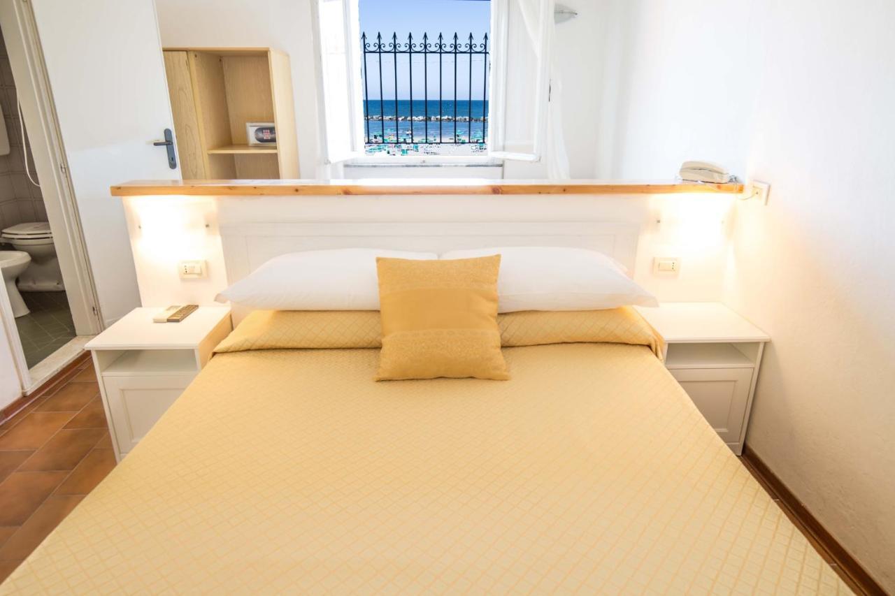 Hotel Villa Sole Resort Беллария-Иджеа-Марина Экстерьер фото